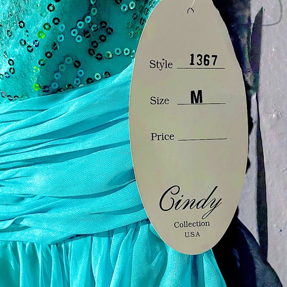 Turquoise short sequin short formal dress - Picture 3 of 10